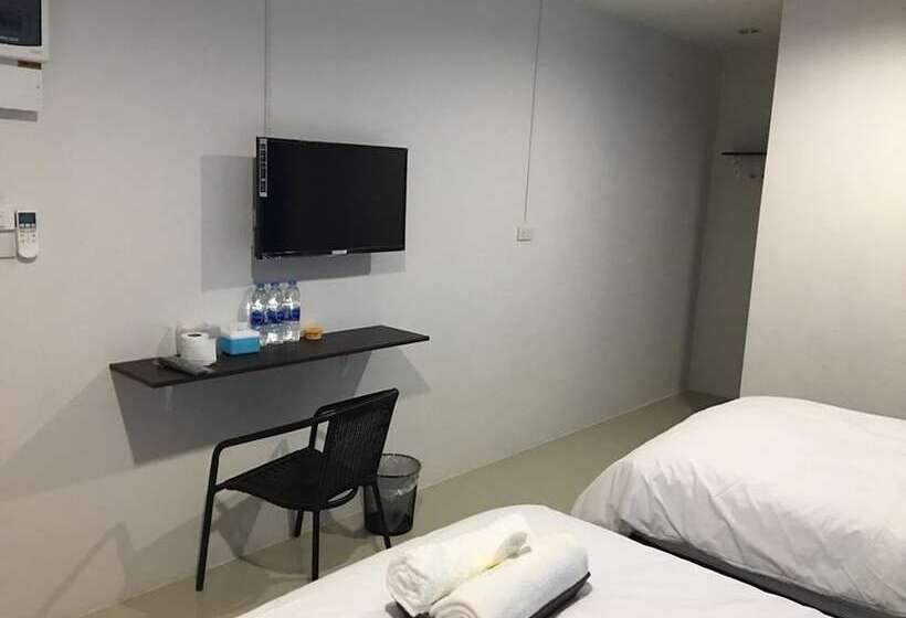 פנסיון Me Home