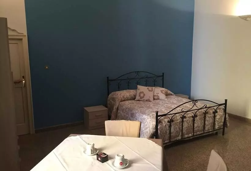 Bed & Breakfast Opera