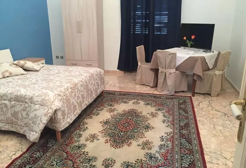 Bed & Breakfast Opera