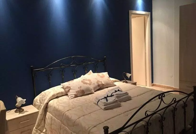 Bed & Breakfast Opera