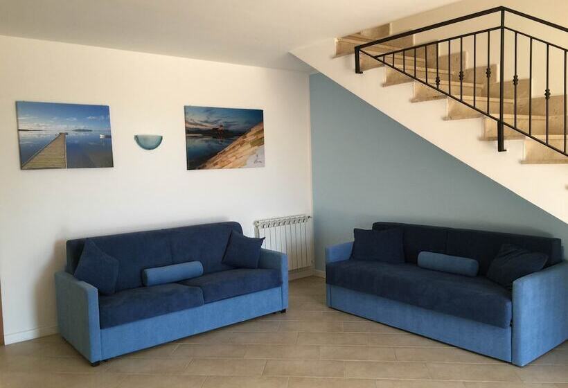 Hostal Herons Bay Resort