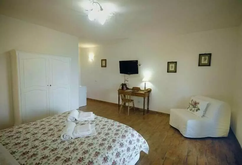 Hostelli Pietriccio Rosso