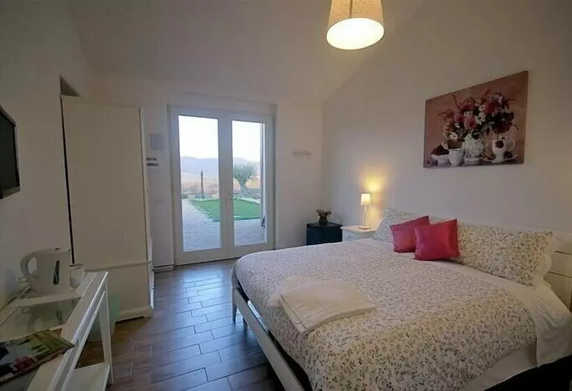 Hostelli Pietriccio Rosso