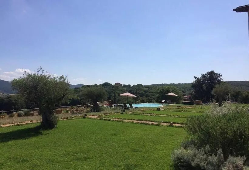 Hostelli Pietriccio Rosso