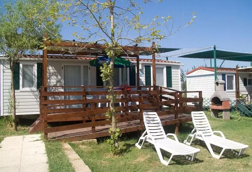 Hotelli Camping & Village Polvese
