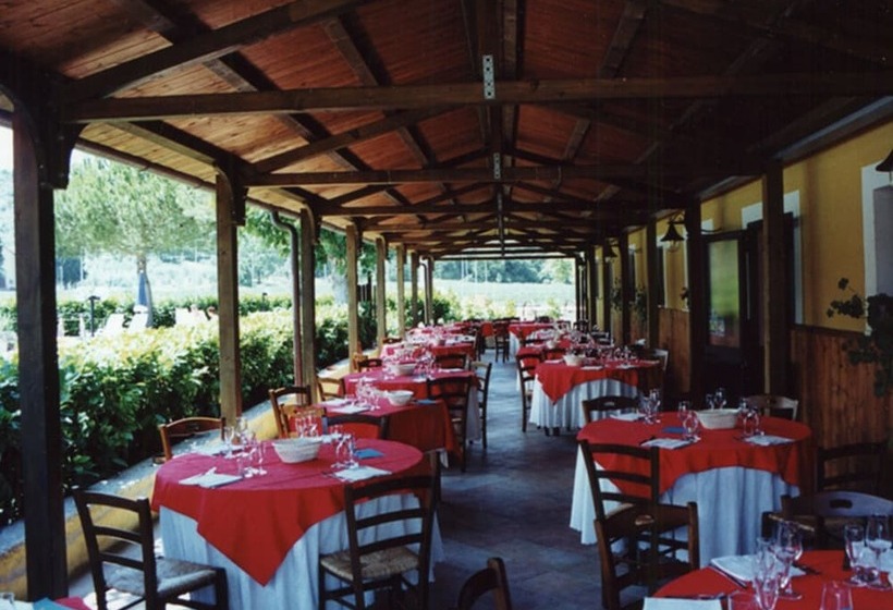 בית מלון כפרי Camping & Village Polvese