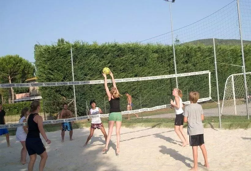 Hotelli Camping & Village Polvese