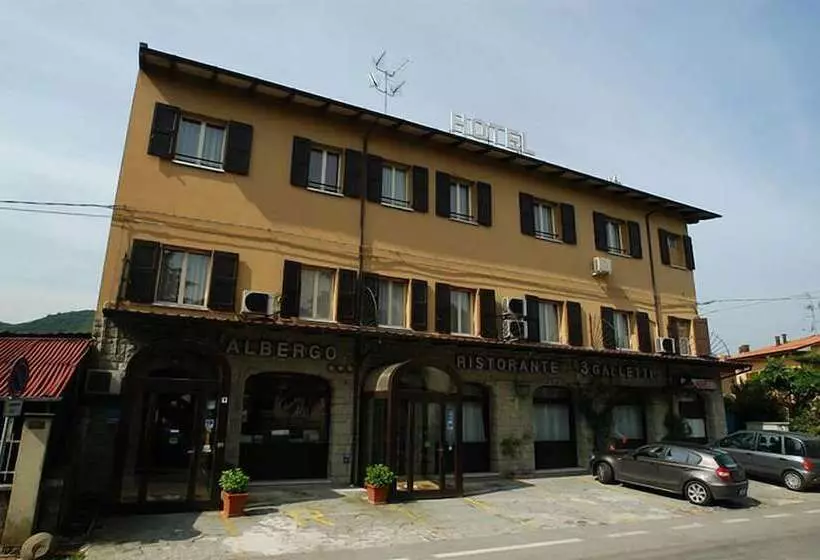 Hotelli Ristorante Tre Galletti