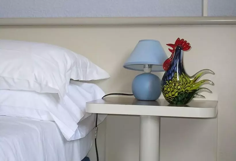 Hotelli Ristorante Tre Galletti