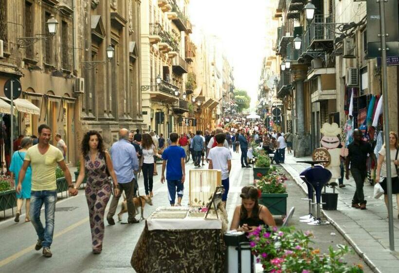 پانسیون Kaleidos