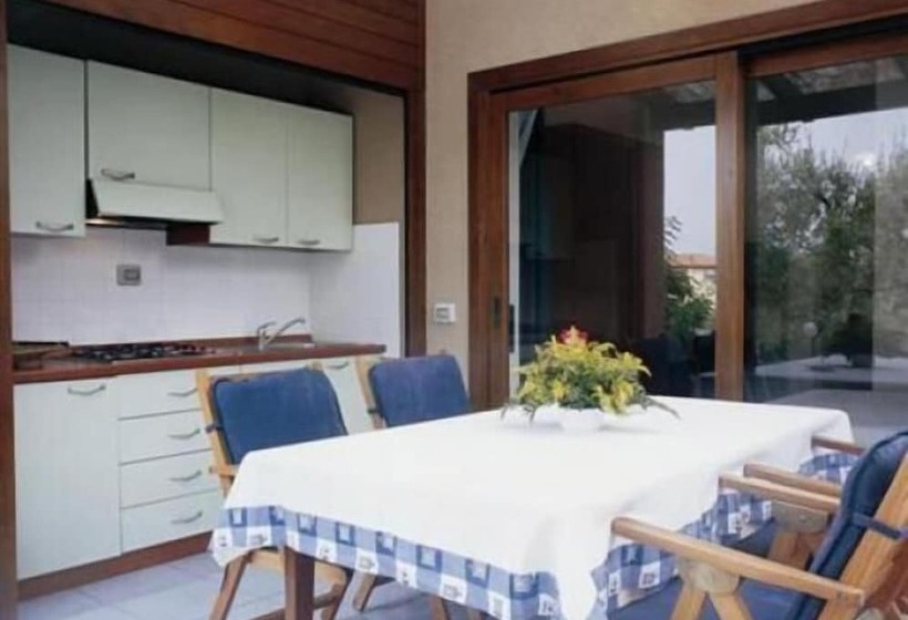 אתר נופש Villaggio Garden Park