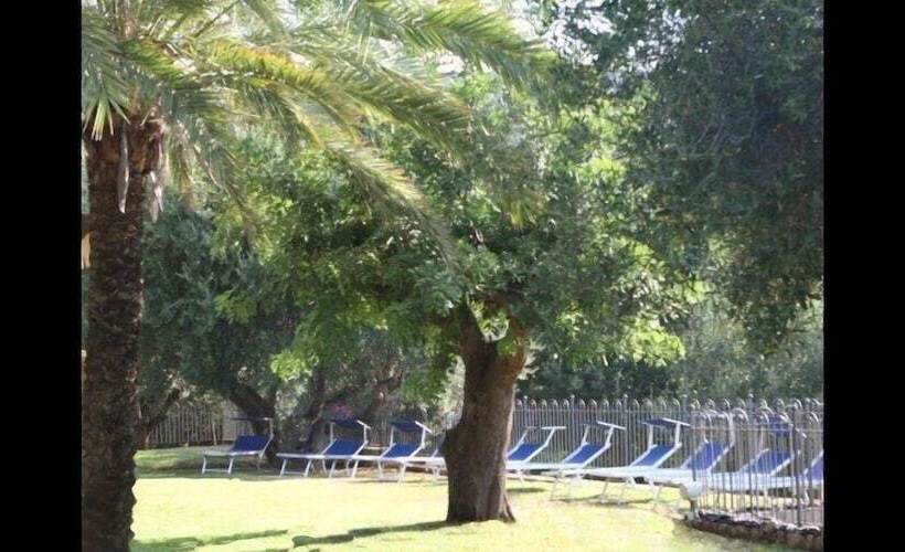 אתר נופש Villaggio Garden Park