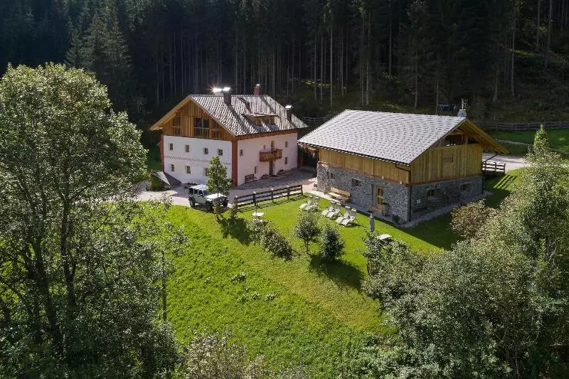 ベッドアンドブレックファースト Silentium Dolomites Chalet