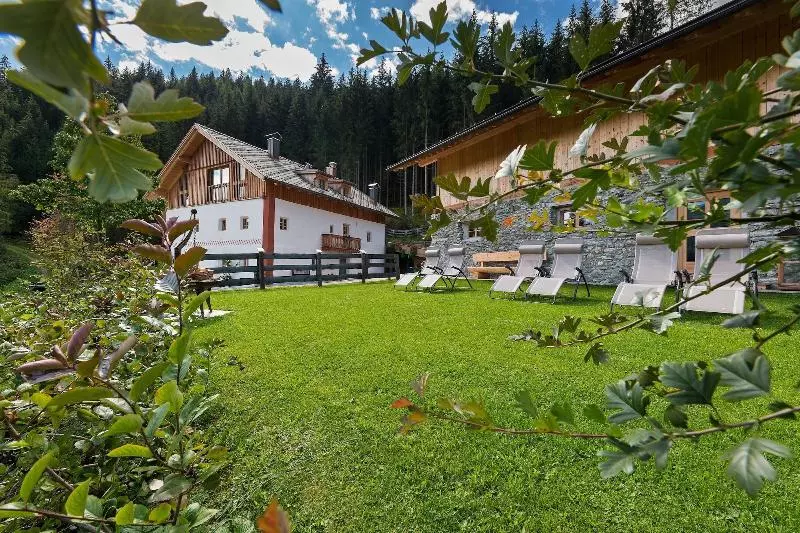 ベッドアンドブレックファースト Silentium Dolomites Chalet