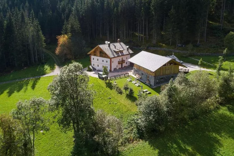 ベッドアンドブレックファースト Silentium Dolomites Chalet