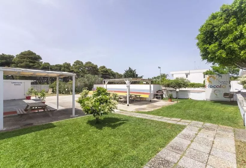 Residence Tre Palme   Localo