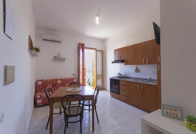 Residence Tre Palme Localo