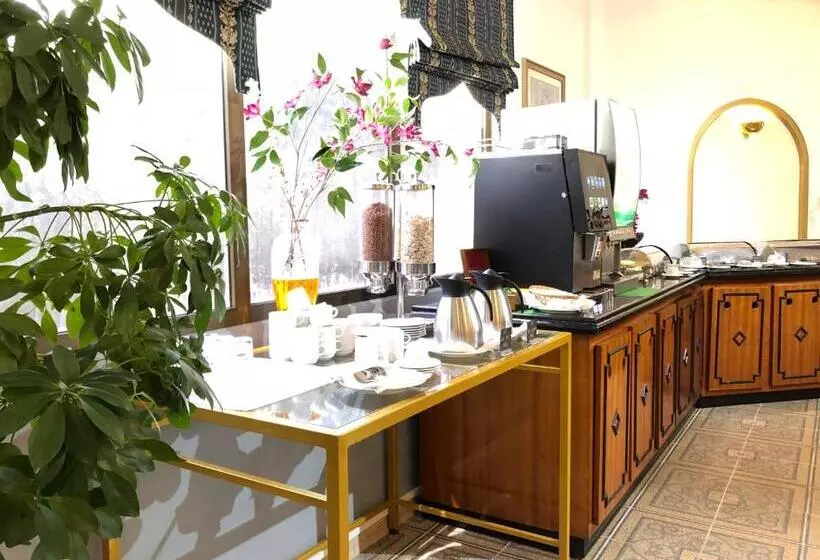 هتل Al Madinah Holiday