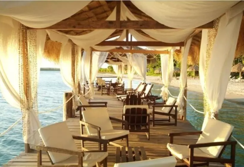 Отель Amoaras Resort