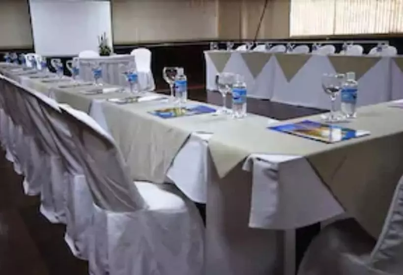 Отель Amoaras Resort