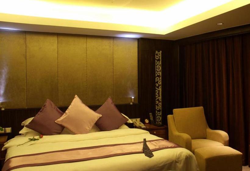 Отель Kunming Green Land