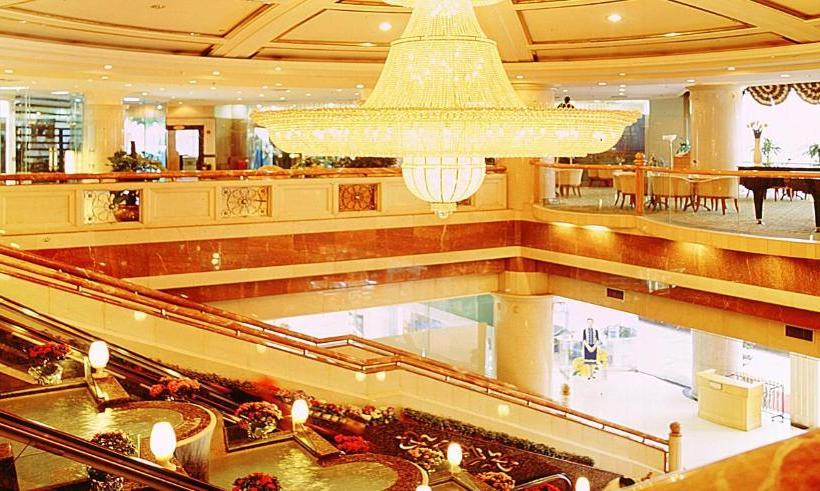 Отель Kunming Green Land