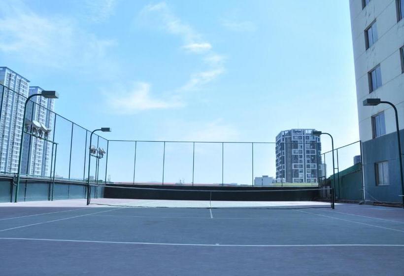 Отель Kunming Green Land