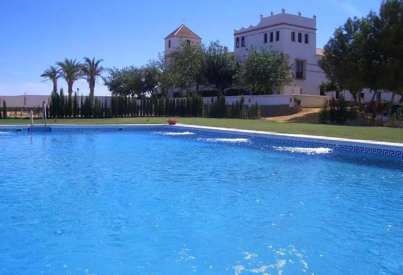 هتل Hacienda Los Jinetes