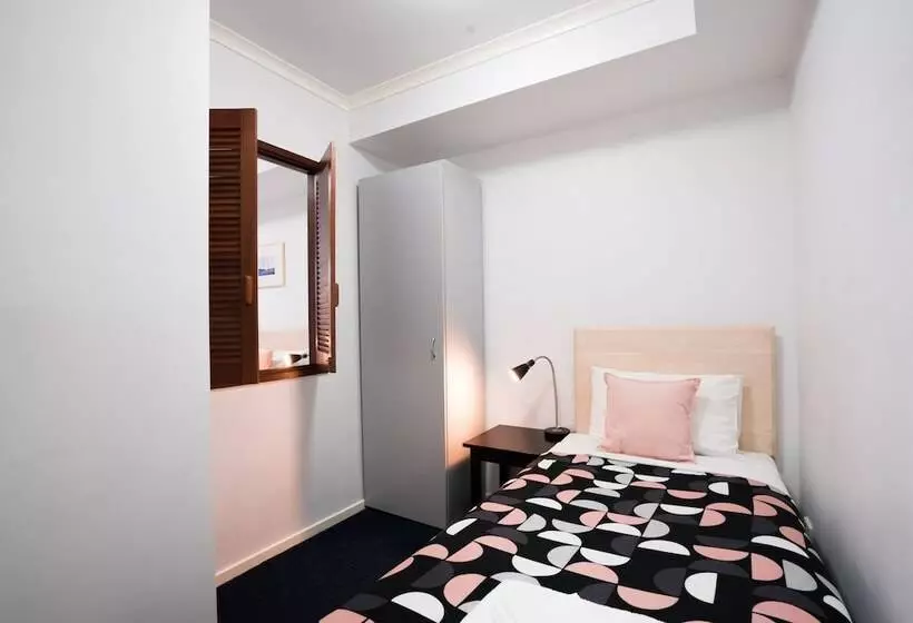 בית מלון כפרי Harbourview Apartment