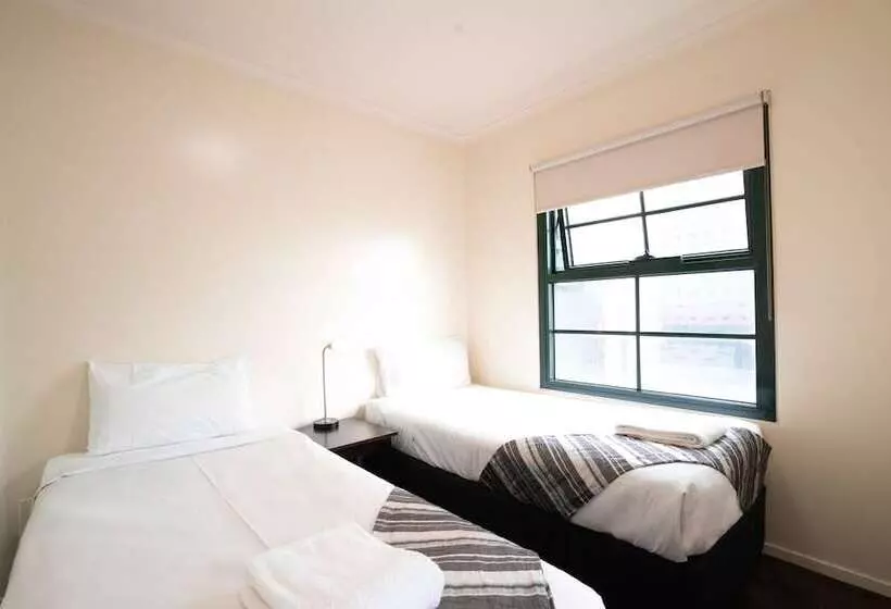 בית מלון כפרי Harbourview Apartment