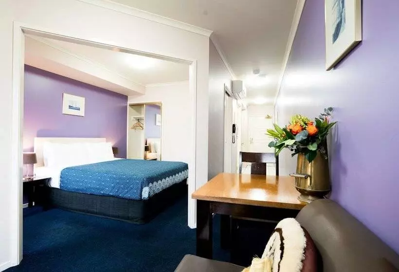 בית מלון כפרי Harbourview Apartment