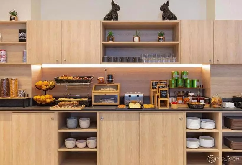 בית מלון כפרי Ibis Styles Cannes Le Cannet