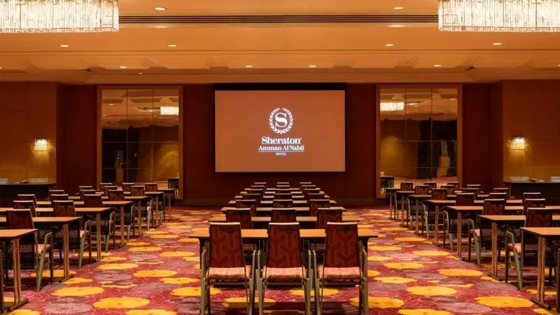 בית מלון כפרי Sheraton Amman Al Nabil