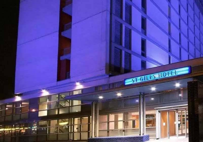 Hotel St Giles Heathrow