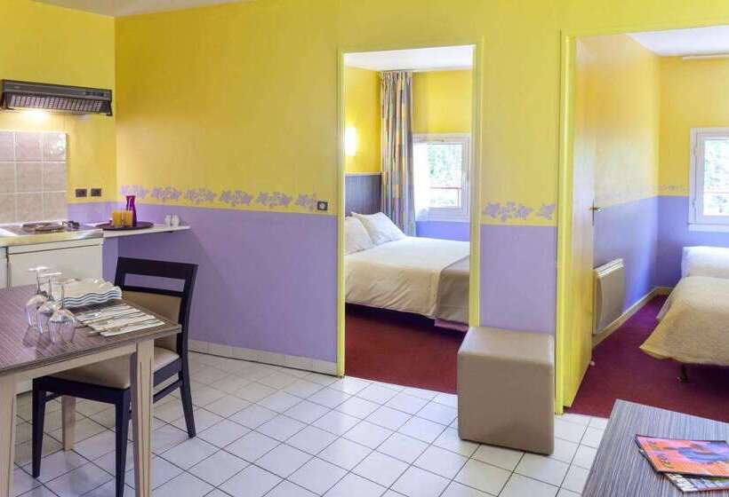 Brit Hotel Le Lion D Or Chinon