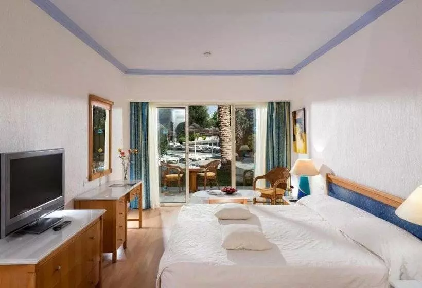 Paphos Gardens Holiday Resort