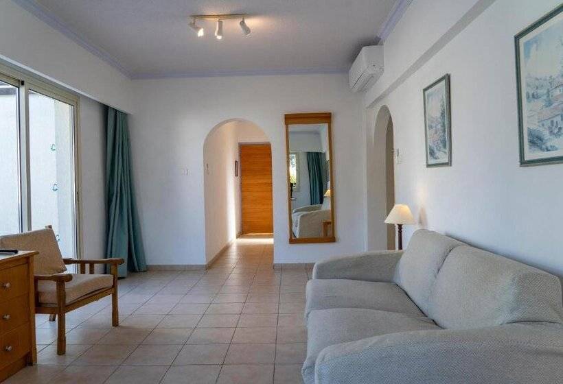 Paphos Gardens Holiday Resort