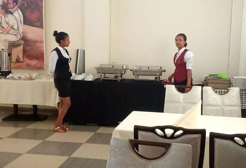 Canaan Hotel International