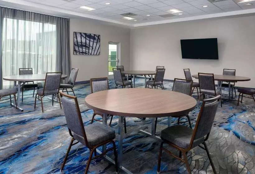 Hotelli Fairfield Inn & Suites Charlotte Monroe