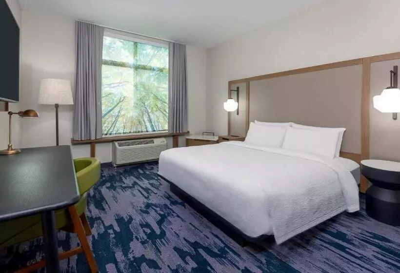 Hotelli Fairfield Inn & Suites Charlotte Monroe