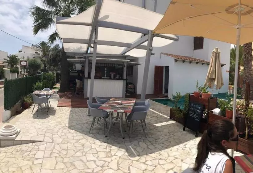 Apartamentos Sol Naixent