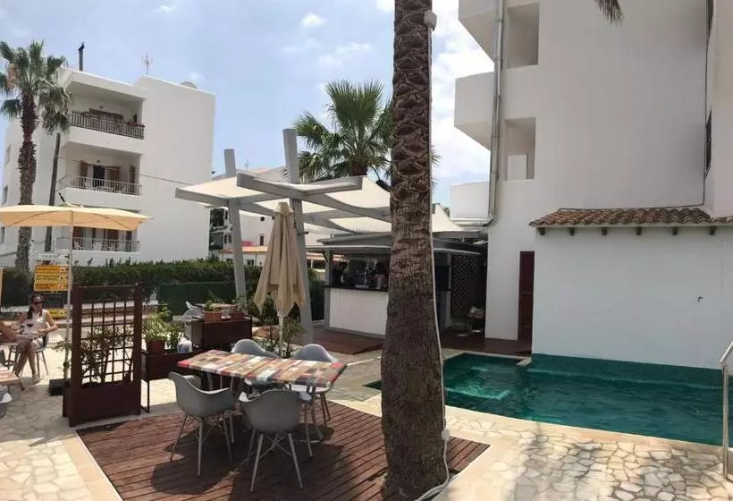 Apartamentos Sol Naixent