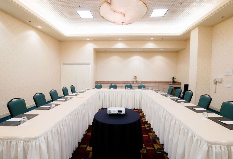 호텔 Anaheim Marriott Suites