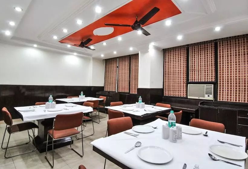 בית מלון כפרי Chand Palace