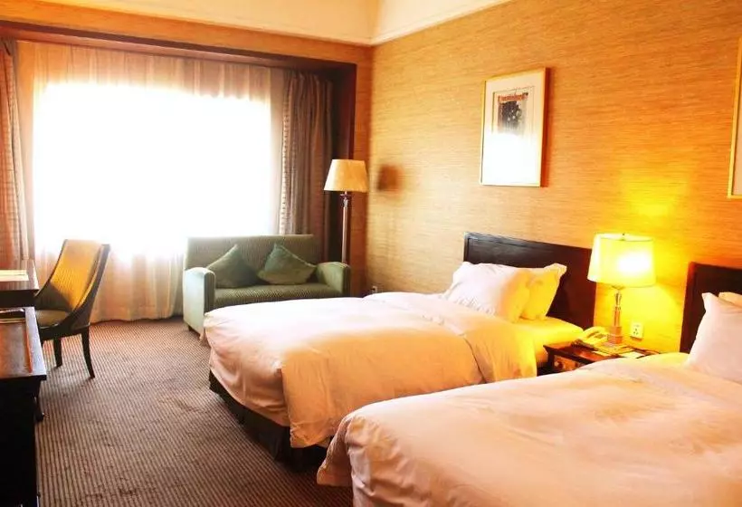 Отель Comfort Inn & Suites Beijing