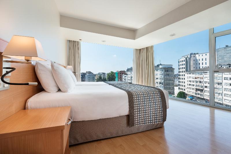 酒店 Exe Puerta San Pedro