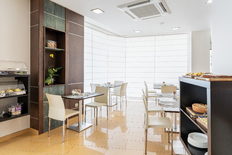 酒店 Exe Puerta San Pedro