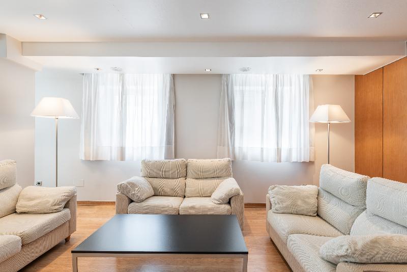 酒店 Exe Puerta San Pedro