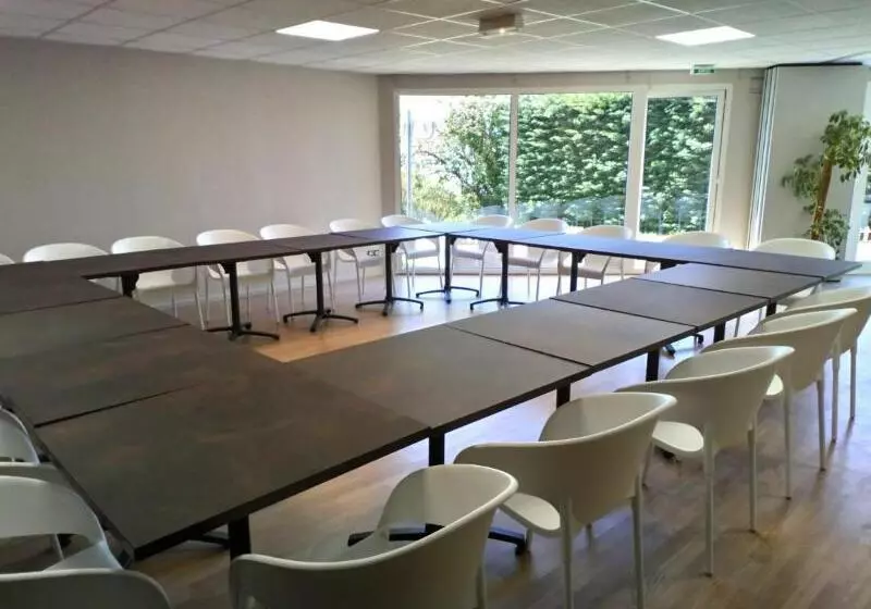 Отель Logis Hôtel & Restaurant Ludik