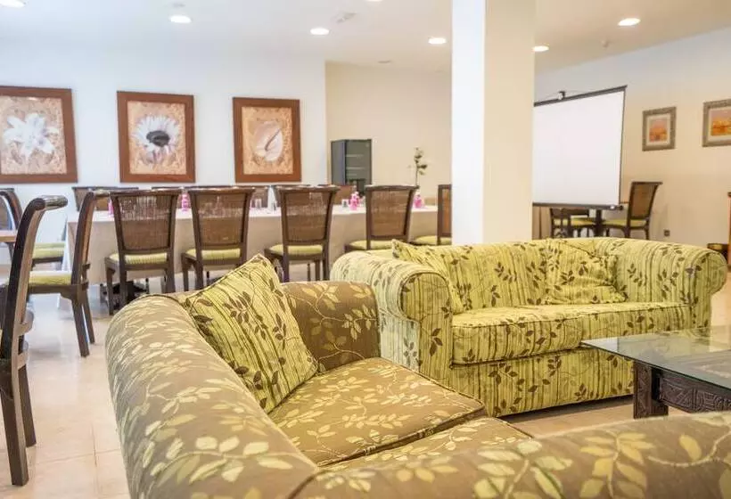 בית מלון כפרי Torres De Somo